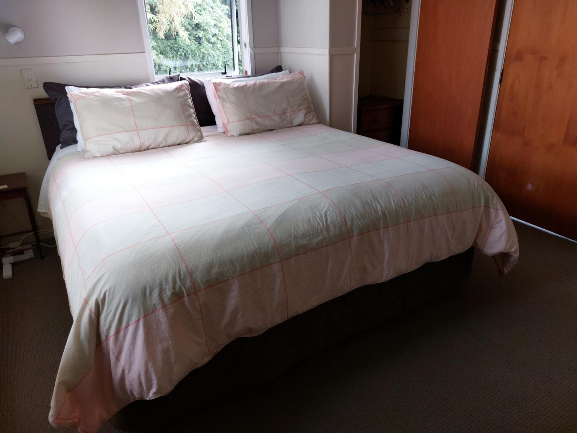 Bed And Breakfast Happy Home Taupo Accommodation Kültér fotó