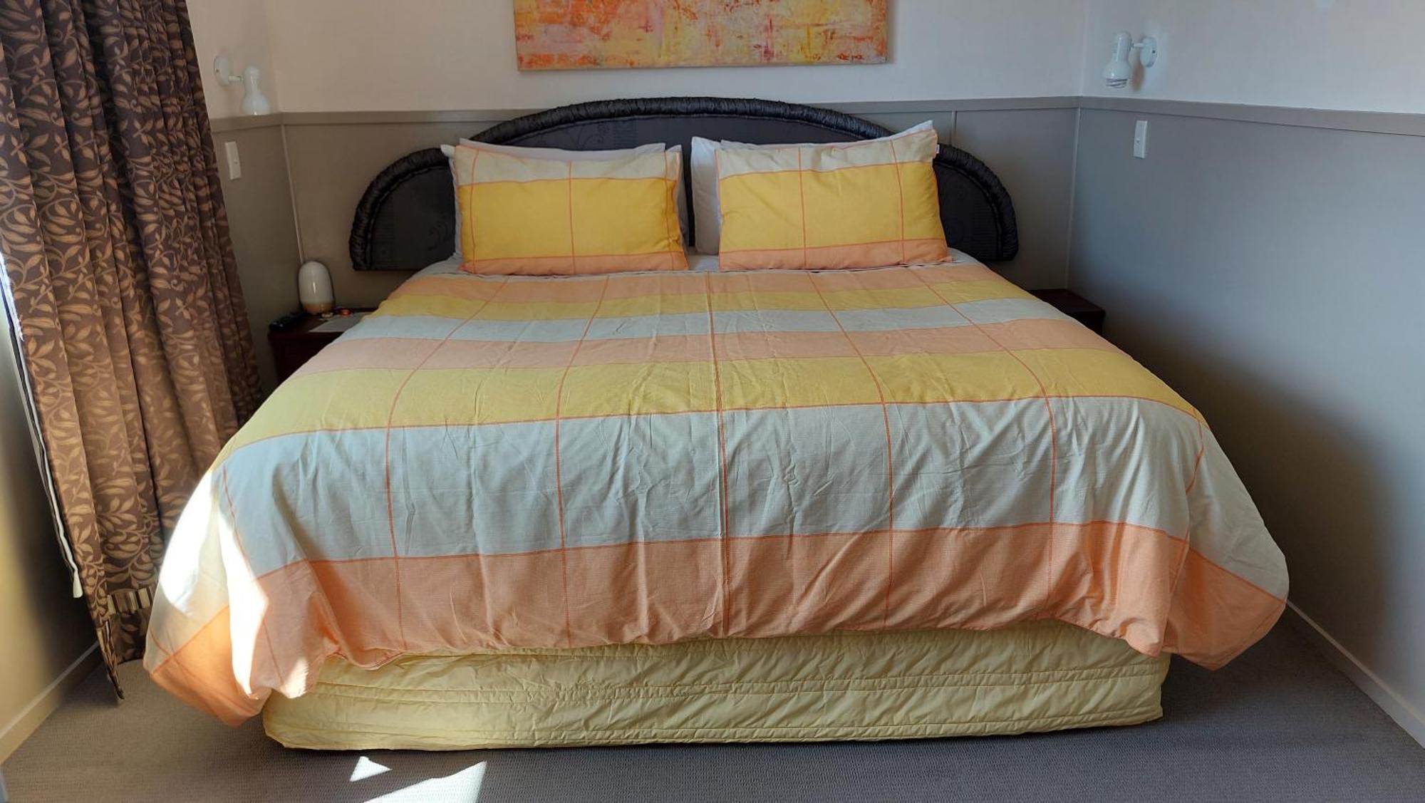 Bed And Breakfast Happy Home Taupo Accommodation Kültér fotó