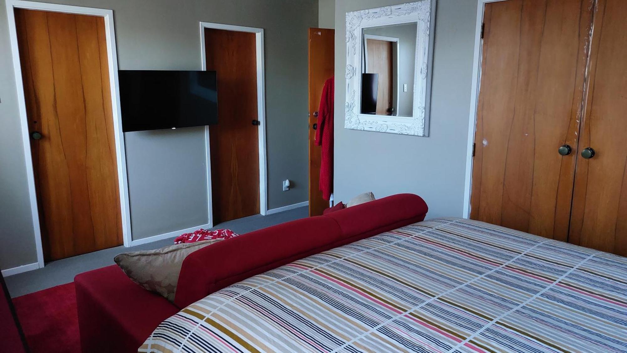 Bed And Breakfast Happy Home Taupo Accommodation Kültér fotó